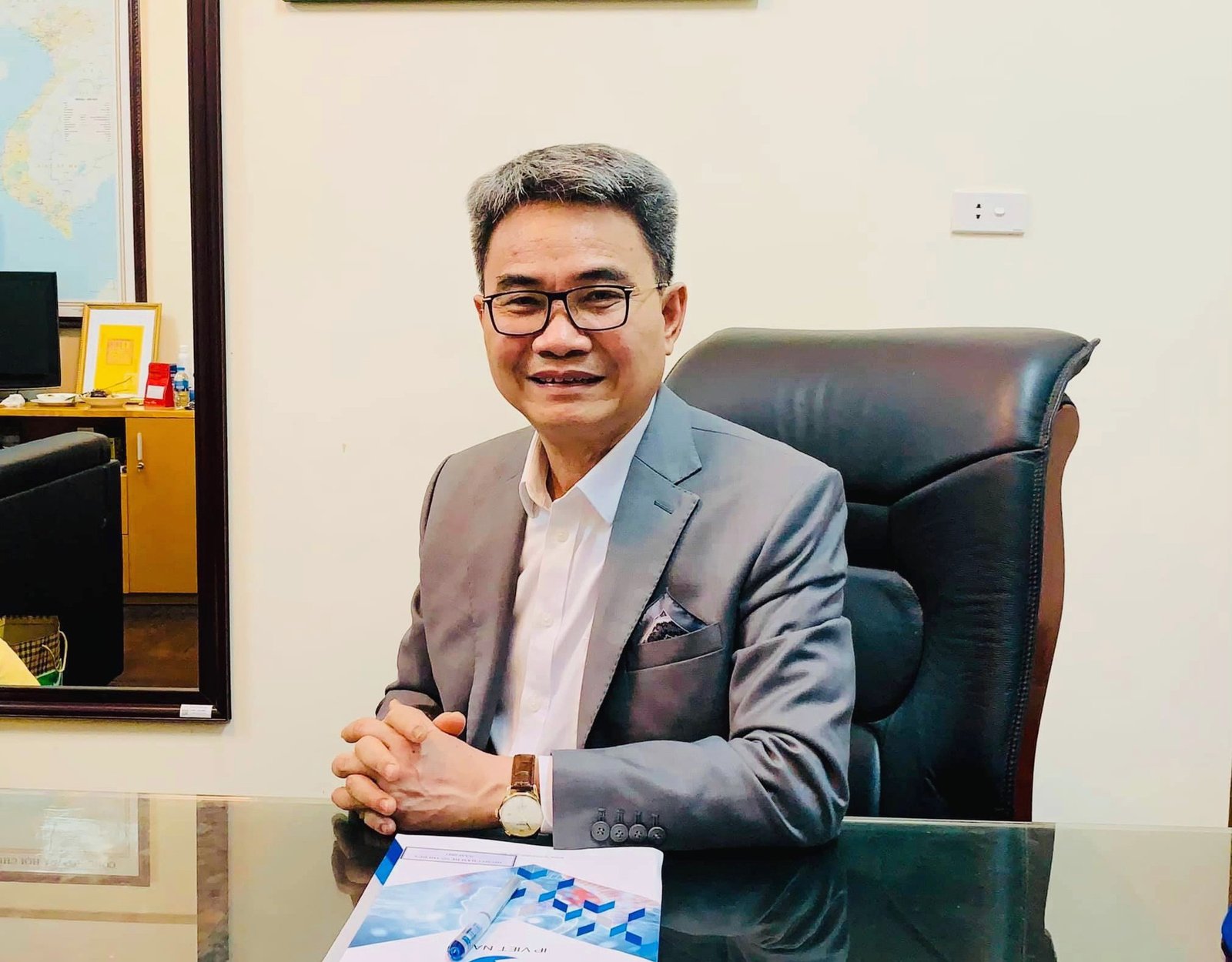 8 37